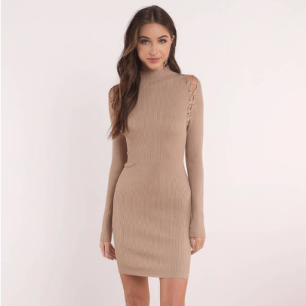 Tobi Cream Bodycon Dress Size M NWOT
